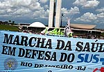 Faixa com dizeres Marcha da Saúde em Defesa do SUS