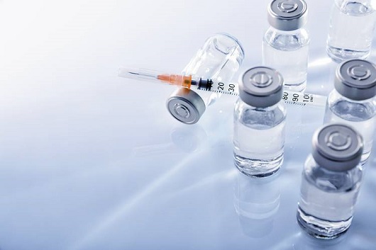 Fiocruz desenvolve seis outras vacinas, com parceiros nacionais e estrangeiros (foto: Getty Images)