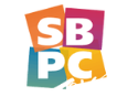 Logo da SBPC com as letras brancas, S em fundo laranja, B em fundo rosa, P em fundo verde e C em fundo amarelo