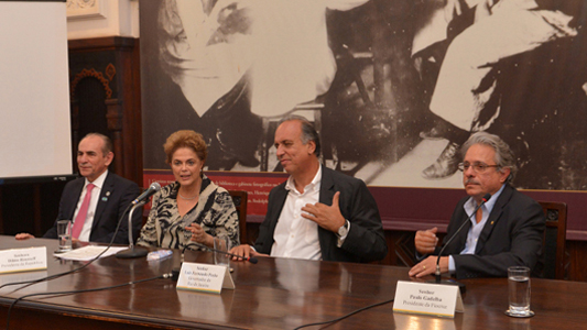 Foto de Marcelo Castro, Dilma Roussef, Pezão e Paulo Gadelha na Fiocruz