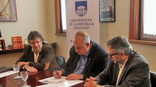 Carlos Batthyány (Instituto Pasteur de Montevidéu), Marco Krieger (Fiocruz) e Rodrigo Arim (Udelar)