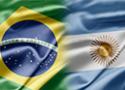 Bandeira do Brasil ao lado da Argentina
