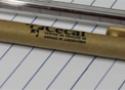 Foto de caneta com logo da Cecal