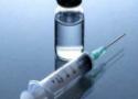Vacina e seringa
